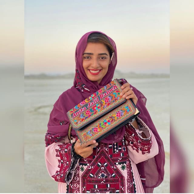 Name Engraved Embroidered Ladies Bag Customised